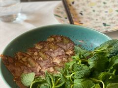 牛肉拌薄荷-沿途四季·云南菜·诗酒茶(蓝色港湾店)