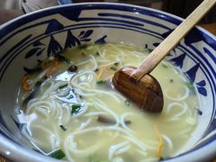 -蜗牛小馆醉乡民谣云南菜(惠新西里店)