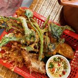 西双版纳美食｜排队也要吃的“椿楣粉档”
