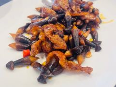 鸡纵菌小炒肉-名佳荟