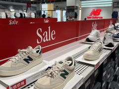 -百联奥特莱斯广场(武汉盘龙店)
