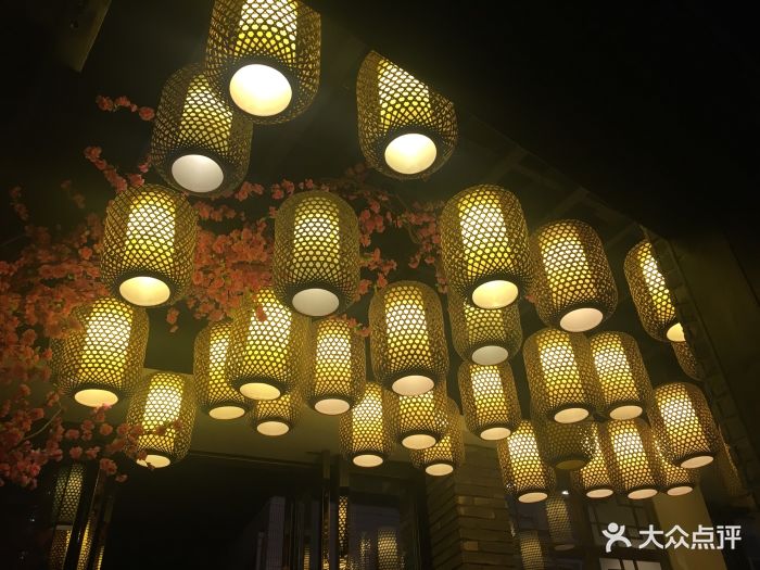 花千醉小酒馆(新街口店)--环境图片-南京美食-大众点评网