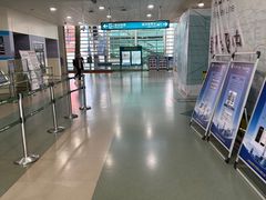 -龙阳路磁悬浮列车总站-停车场