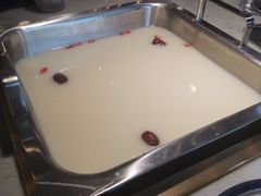 -尚尚仙·酸汤猪手·猪肚鸡火锅(华联万柳购物中心店)