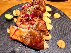-Two Birds One Stone·一石二鸟(诚品生活店)