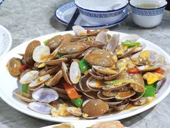 -四川小胡子海鲜(丁村万人海鲜广场店)