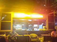-城墙外BAR