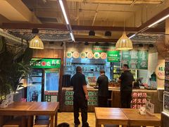 -云阿蛮云南生烫牛肉米线(奉贤路店)