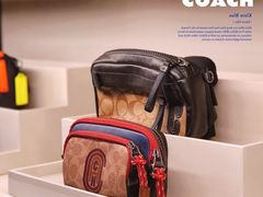 -王府井奥莱临潼小镇(临潼店)