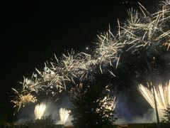 -枫叶小镇奥特莱斯