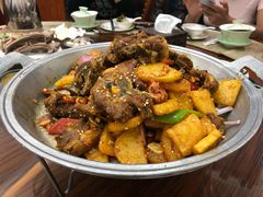 -伊源鼎盛餐饮服务有限公司