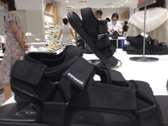 -hotwind热风(民盈山国贸店)