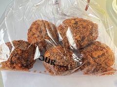 巧克力榛子酥酥球-OUR Bakery(国贸商城店)