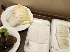 -天宜隆蘑菇宴火锅(石景山旗舰店)