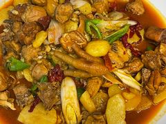 -乡村馕坑肉·烧烤·新疆菜·本地人更爱吃(阿勒泰首店)