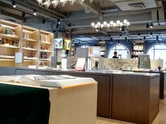 -光海书局(南京东路第一百货店)