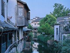 -丝绸小镇荻港古村