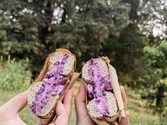 季节限定桑葚梅子枫糖奶酪贝果-Catch Bagel(芳草地店)