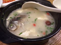 萝卜丝鲫鱼汤-妈妈的味道(工人体育场东路店)