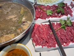 -乡土黄·鲜牛肉火锅·小龙虾(兴业街店)