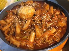 炒年糕-姜虎东白丁烤肉(恒隆广场店)
