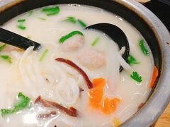 石锅孖宝-渔米丰·广府鱼汤米线(光明广场店)