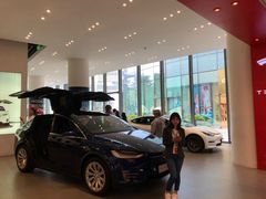 -TESLA 特斯拉(广州天环广场体验店)