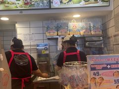 -DQ·蛋糕·冰淇淋(金鹰天地店)