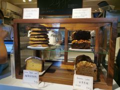 面包甜点陈列柜-Egg•Allday Brunch(襄阳北路店)