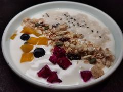 米釀鲜果酸奶-丝路金桃·新疆菜(徐汇店)