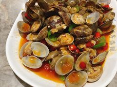 -四川小胡子海鲜(丁村万人海鲜广场店)