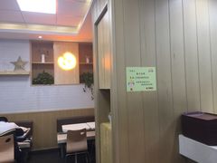 -华莱士·全鸡汉堡(五爱道店)