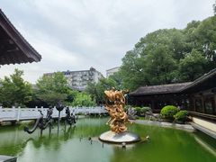 -绳金塔