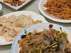 -黄家饺子东北特色菜馆(湖滨商业街店)