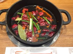 麻辣老四川锅底-呷哺呷哺(砂之船奥莱店)