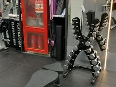 -VLines耀能运动24小时·月付制健身(京广桥店)