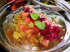 -龙巢盱眙龙虾·牛蛙·烧烤宵夜(八卦岭店)