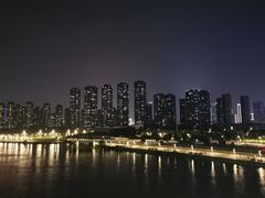 -南京眼步行桥