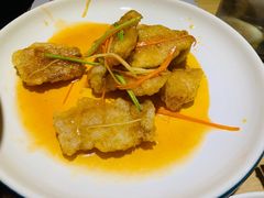 -关东小磨东北菜(上海长风大悦城店)