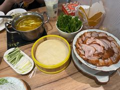 -龙聚德北京烤鸭(沙坪坝华宇A馆店)
