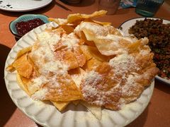 乳扇片蘸草莓酱-浩海火燒雲傣家菜(芮欧百货店)