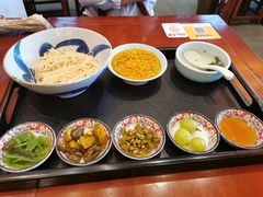 -寄畅興·百年蟹黄面·万国建筑群(外滩27号店)