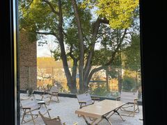 -J Create城市露营咖啡·简餐·宠物(上海动物园店)