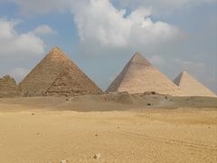 -吉萨金字塔群