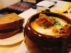 罐焖牛肉-老井俄式餐厅