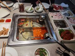 -海底捞火锅(银泰中心店)