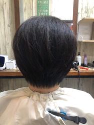 -首脑美发沙龙