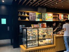 面包甜点陈列柜-星巴克臻选(重庆沙坪坝店)