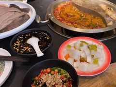 -沸炉重庆老火锅(军事博物馆店)