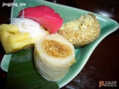 甜点拼盘之印尼小点-DiAtas by Art Cafe Bumbu Bali